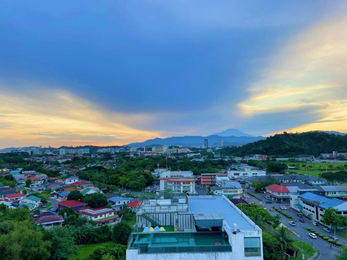 Queensland Suites At Aru Suites, Kota Kinabalu Luaran gambar