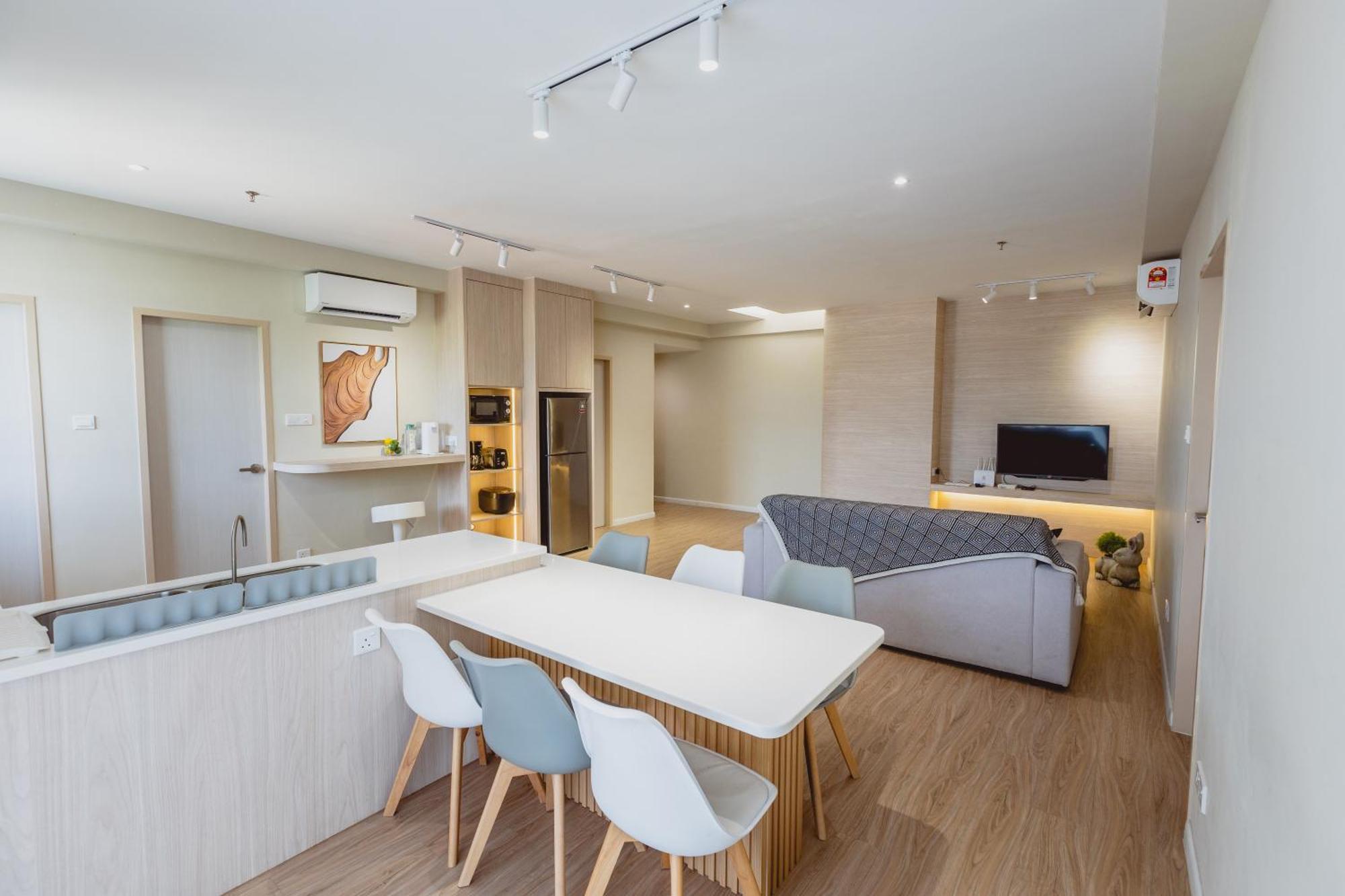 Queensland Suites At Aru Suites, Kota Kinabalu Luaran gambar